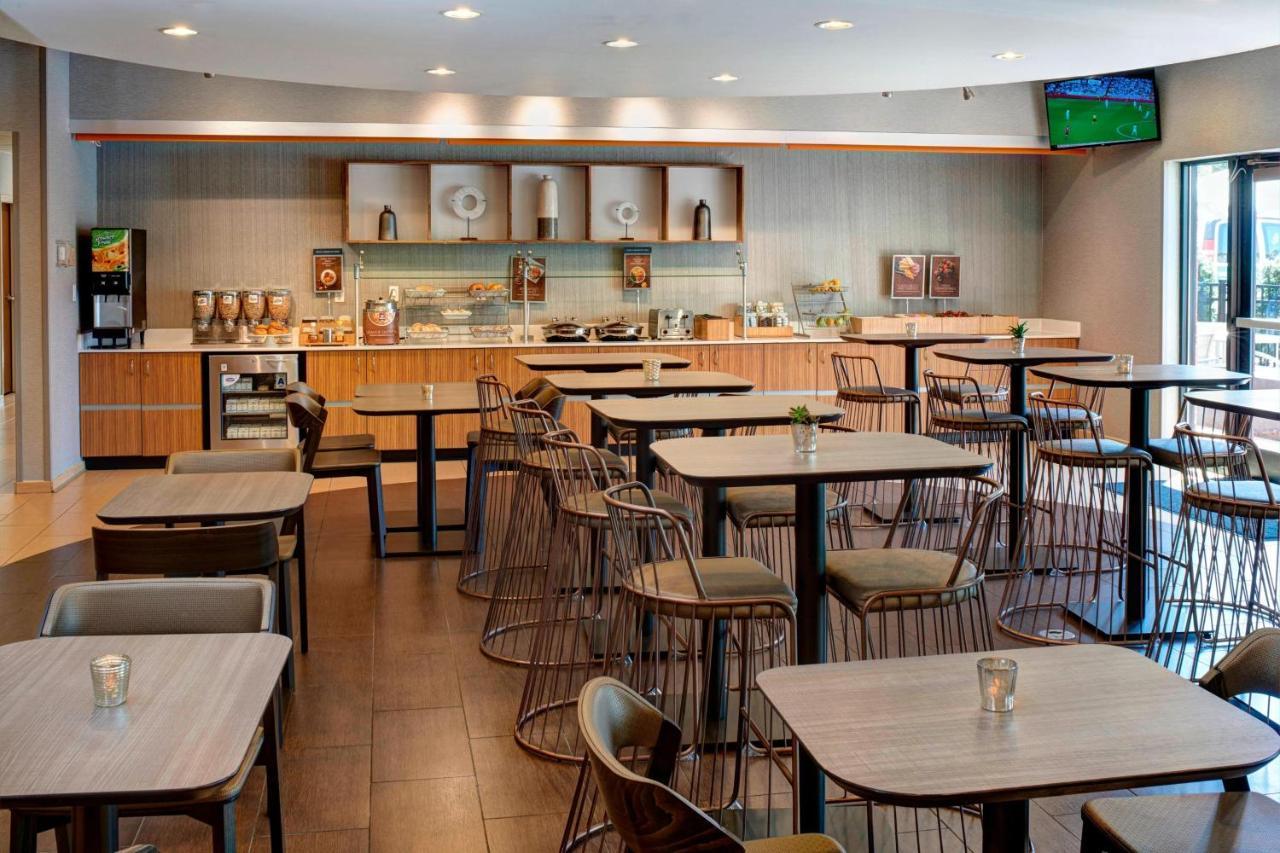 Springhill Suites St. Louis Брентвуд Экстерьер фото