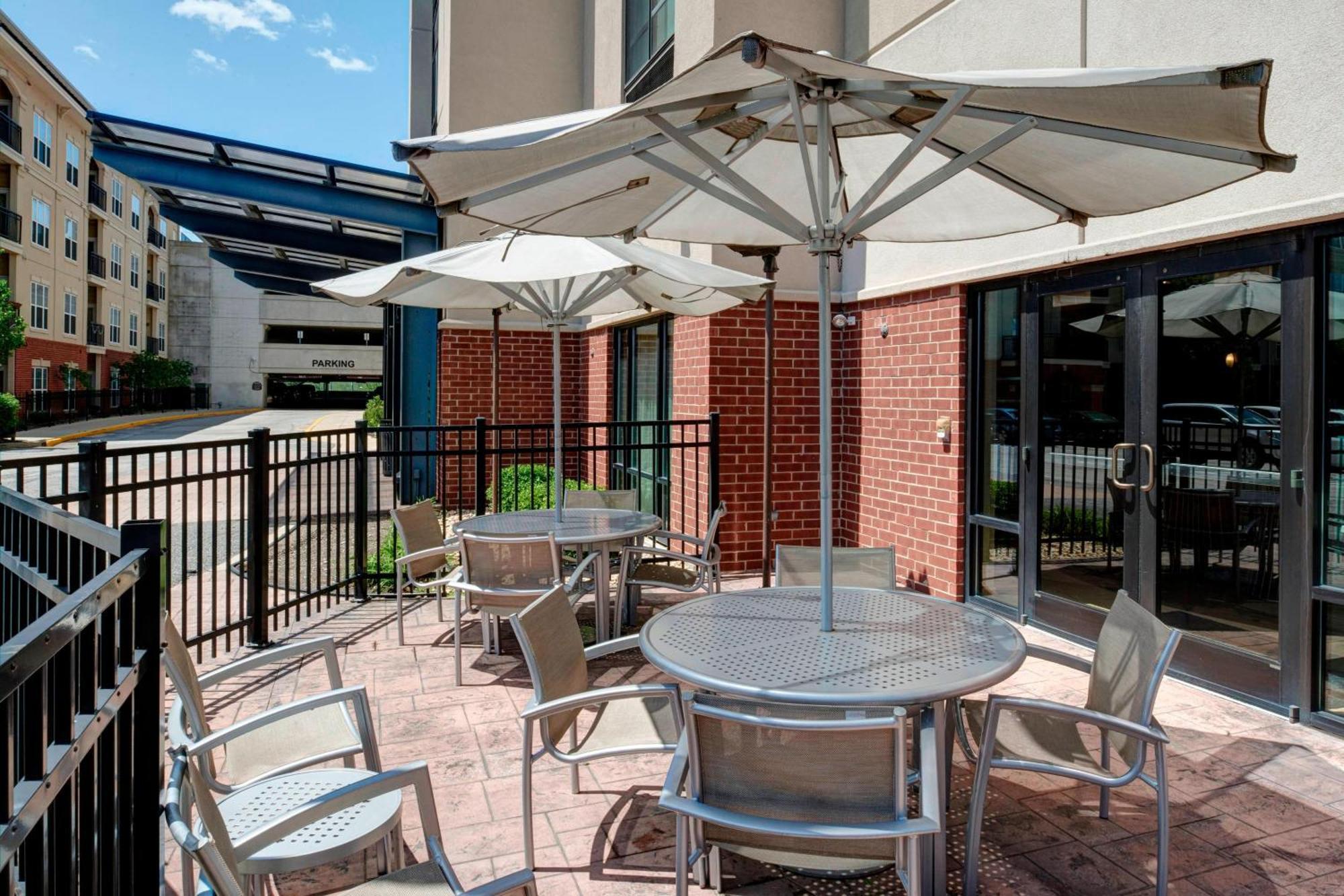 Springhill Suites St. Louis Брентвуд Экстерьер фото
