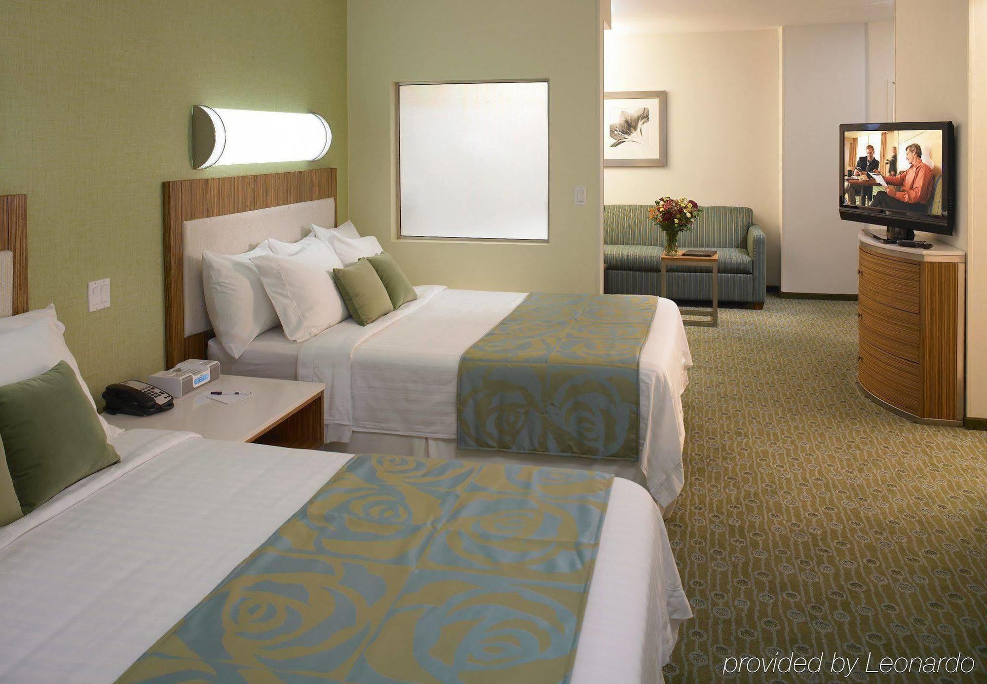 Springhill Suites St. Louis Брентвуд Экстерьер фото
